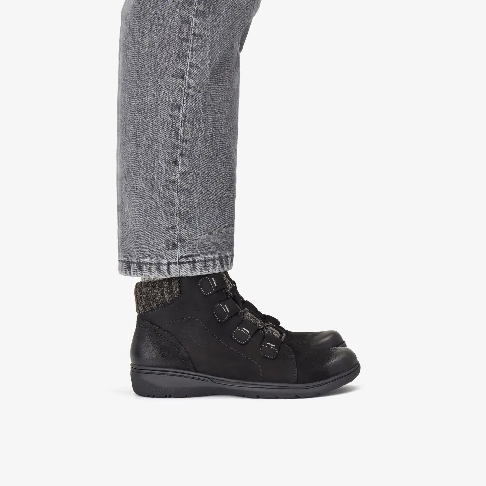 Damen Carleigh Jade Schwarzes Nubukleder online