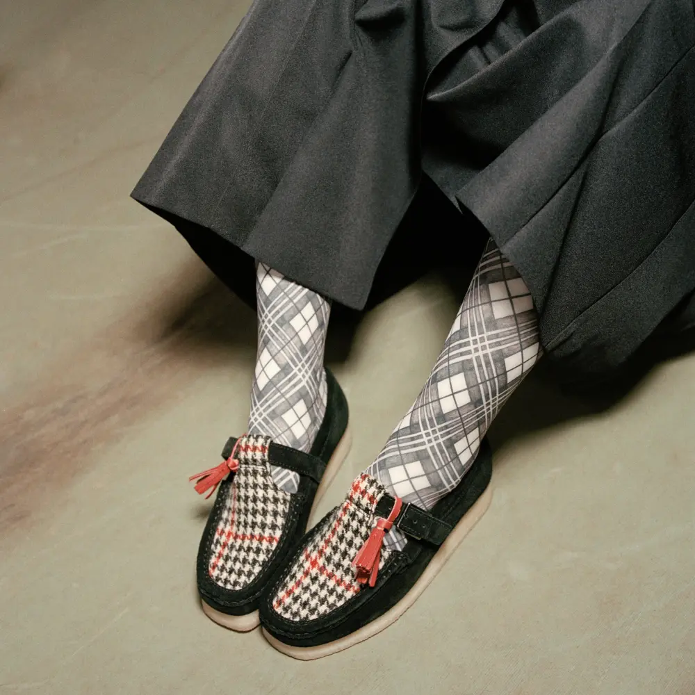 Wallabee T-Bar Damenschuhe aus schwarzem Tweed online